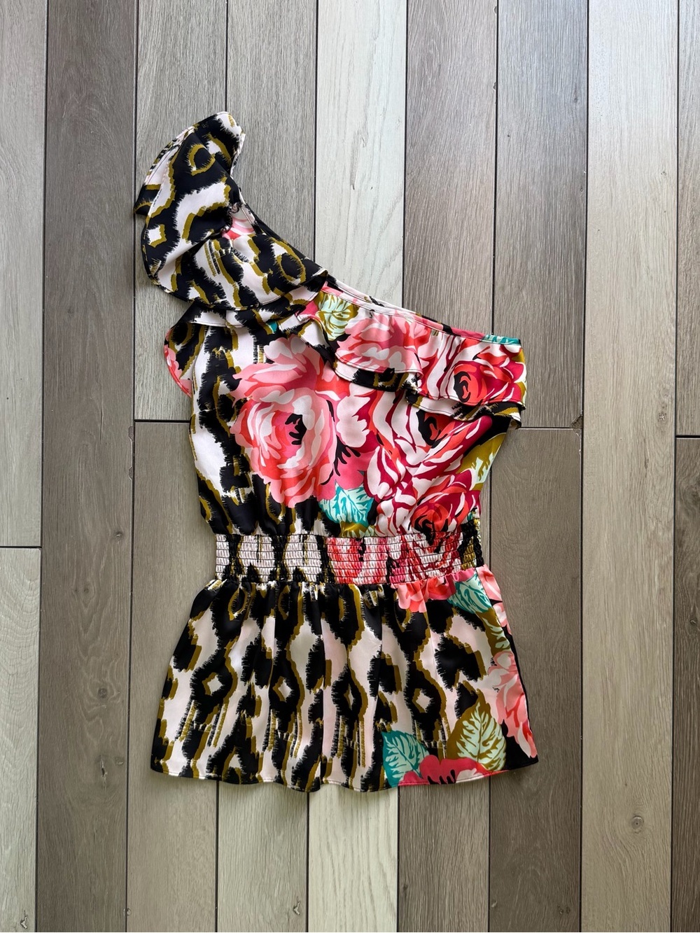 2b Bebe Y2K One Shoulder Floral Print Top